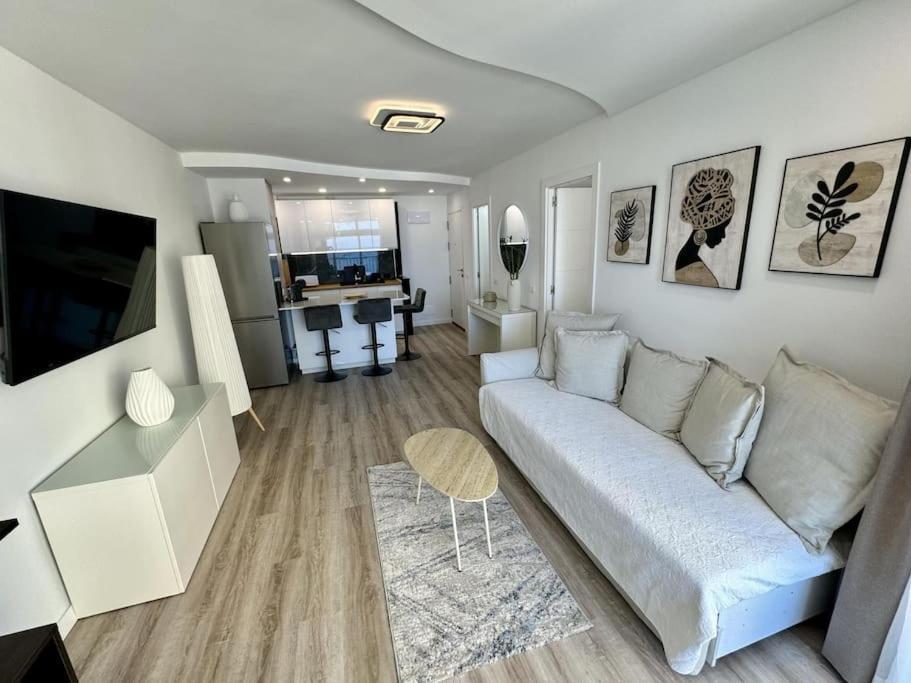 Amazing Apartment In Las Americas Playa de las Américas Exterior foto